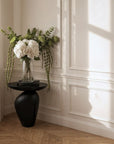 Design sidebord, sengebord eller piedestal i mat finish