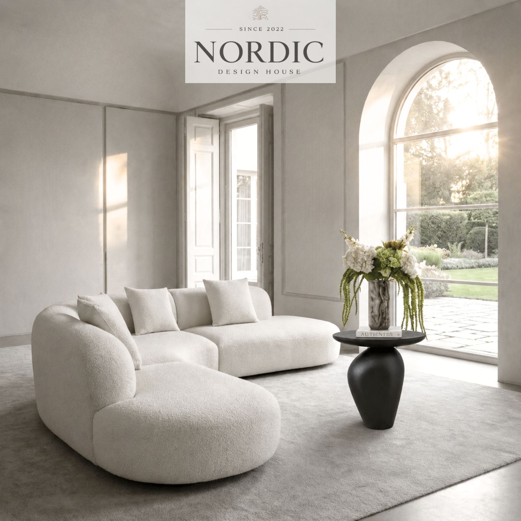 Minimalist black Obsidia side table with exclusive design
