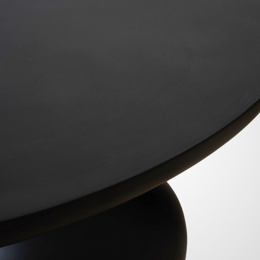 Obsidia sidebord i sort mat finish